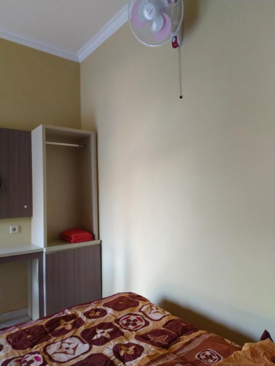 R3 Brawijaya Homestay Banyuwangi  Exterior photo