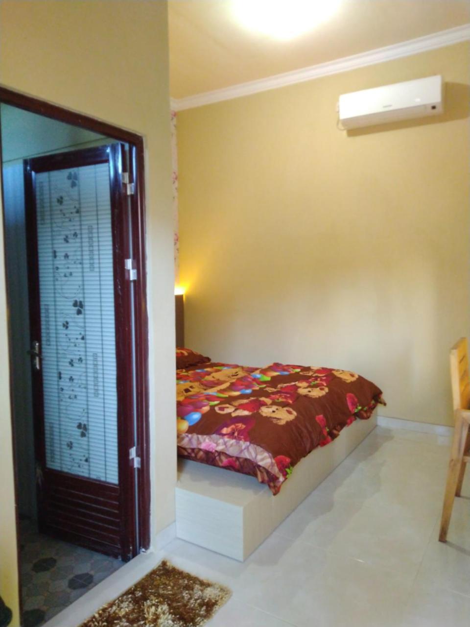 R3 Brawijaya Homestay Banyuwangi  Exterior photo